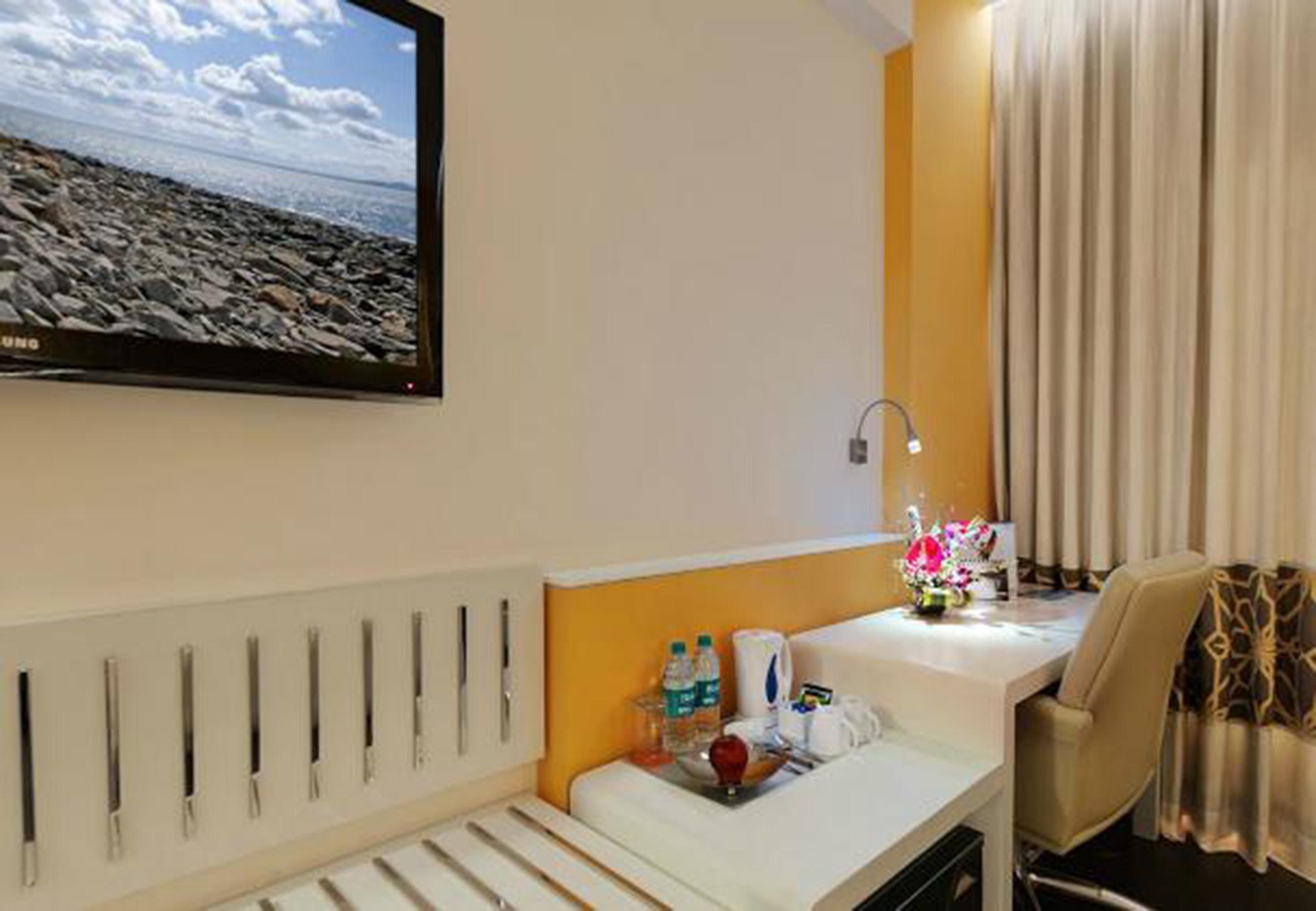Hotel Kohinoor Elite Near Bkc Mumbai Exterior photo