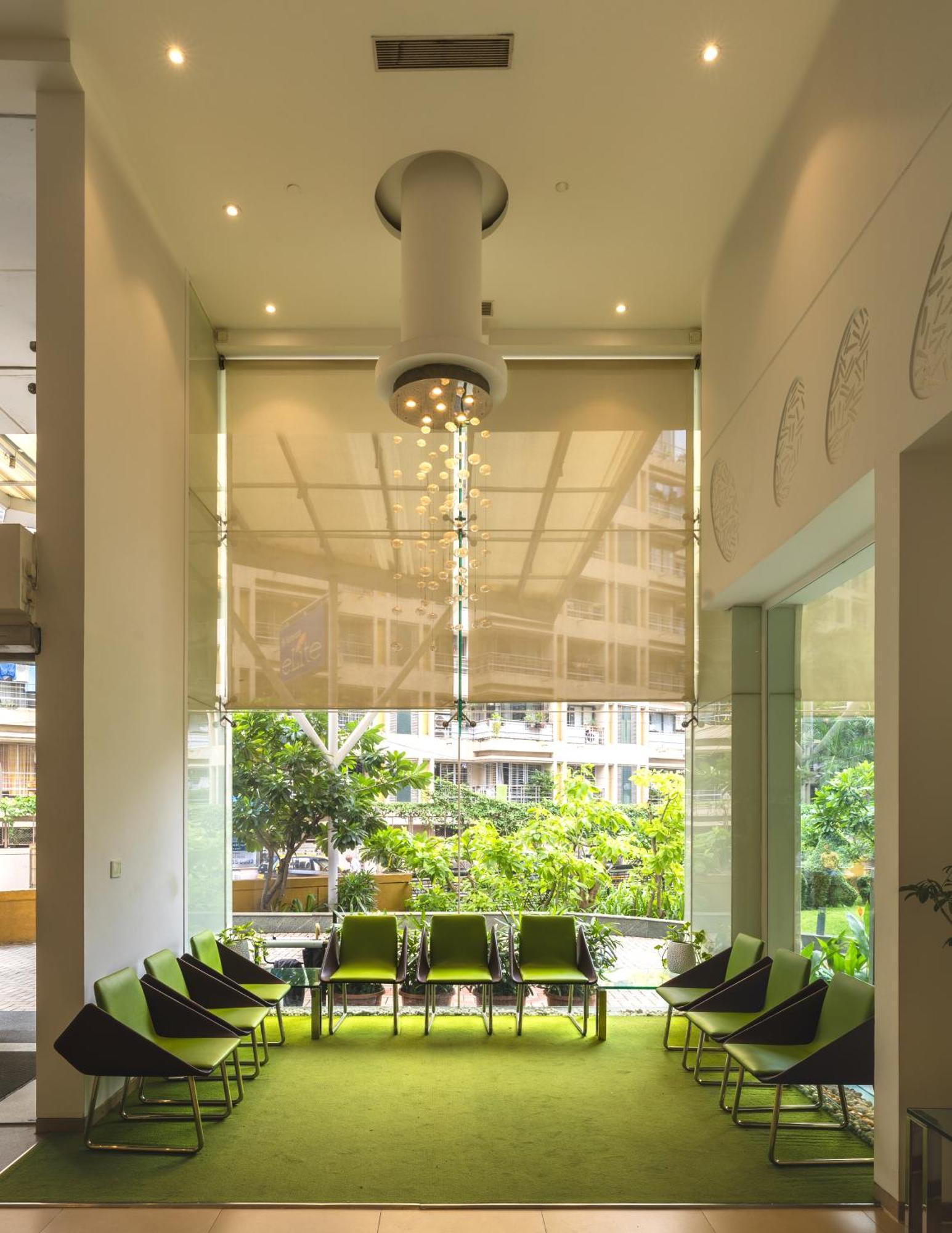 Hotel Kohinoor Elite Near Bkc Mumbai Exterior photo