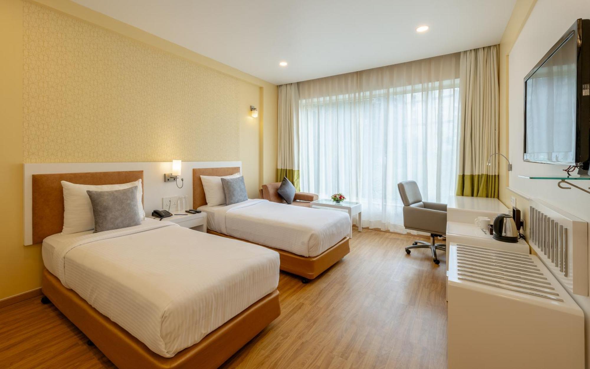 Hotel Kohinoor Elite Near Bkc Mumbai Exterior photo