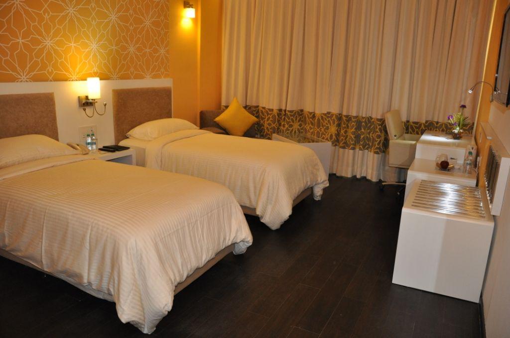 Hotel Kohinoor Elite Near Bkc Mumbai Room photo